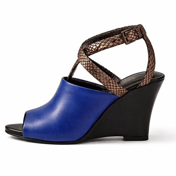 Shoes - Picture 4 of 8